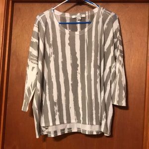 Forever 21 Tops - Oversized shirt fitted sleeve Forever 21 Tops - Oversized shirt fitted sleeve
